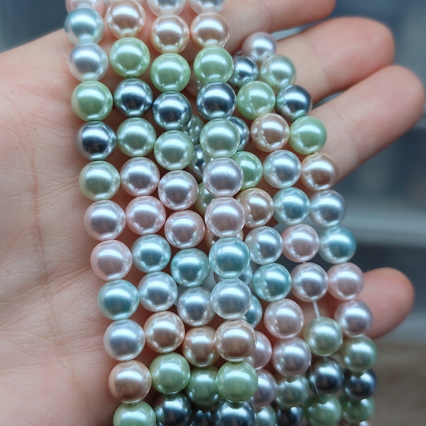 Perles en coquillage naturel reconstitué multicolore 8 mm – 1 fil