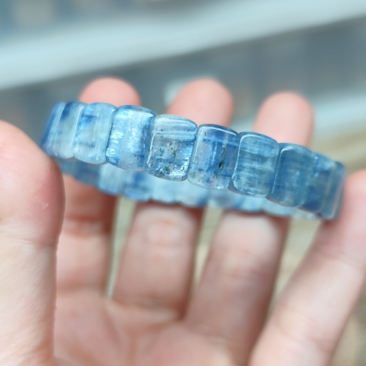 Cyanite 17 cm