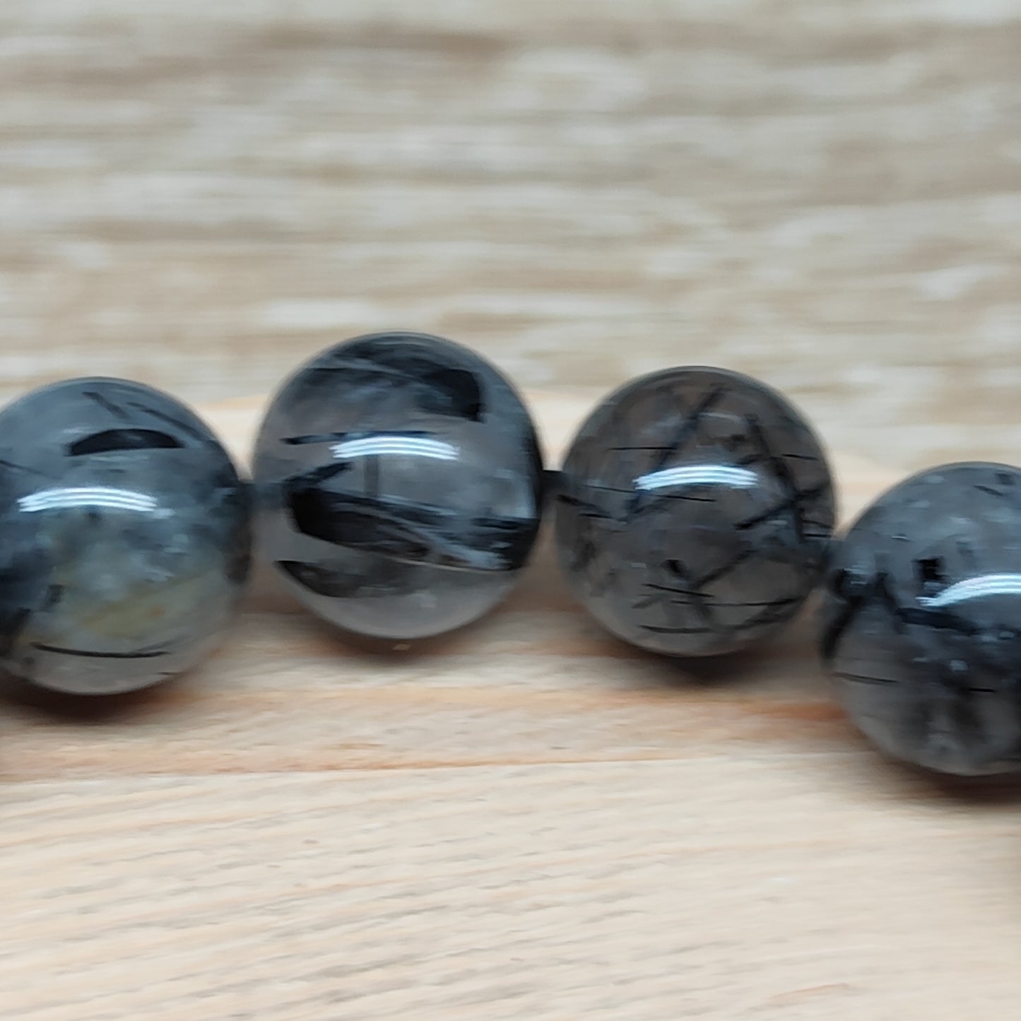 Quartz rutile noir - 18,5 cm