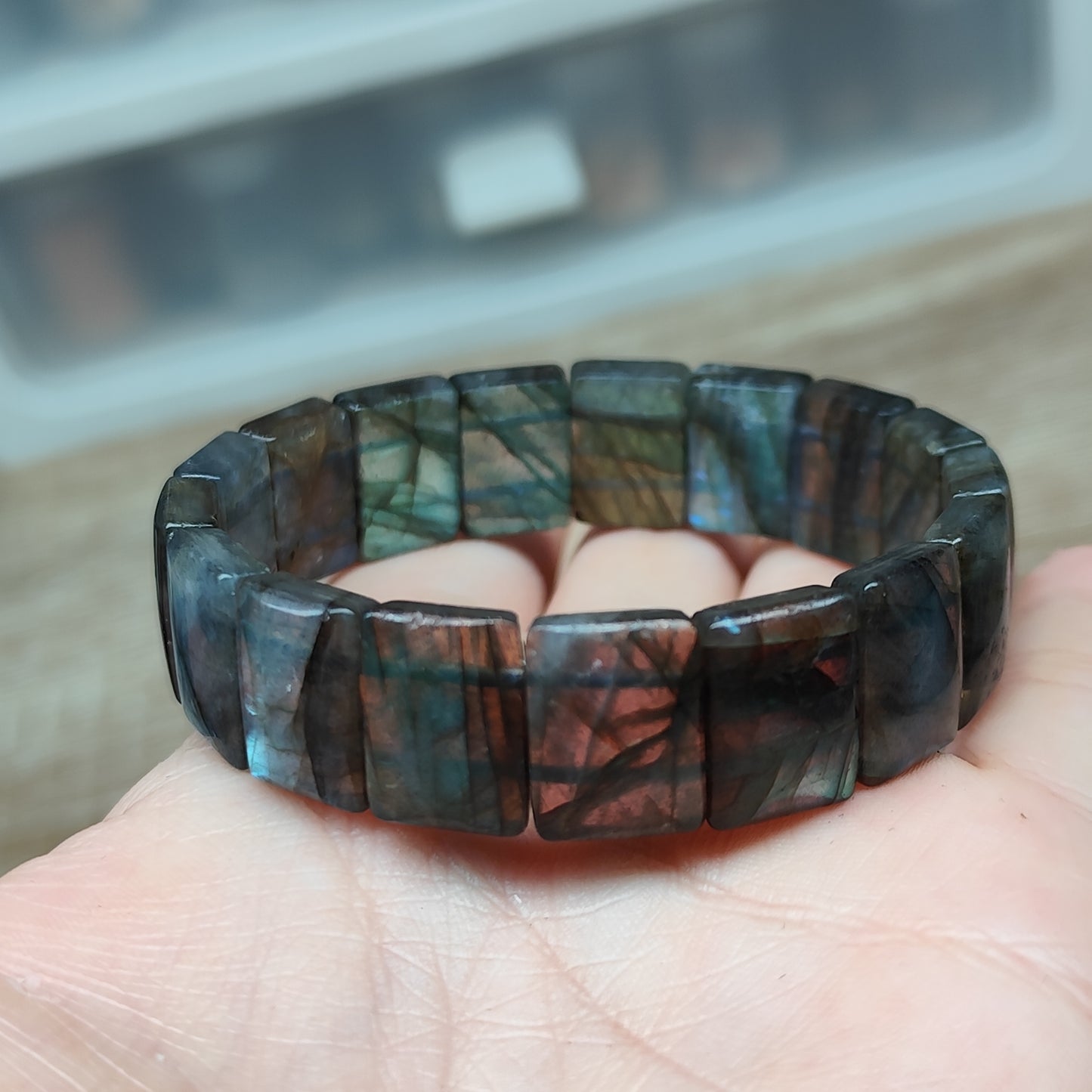 Labradorite (902V)