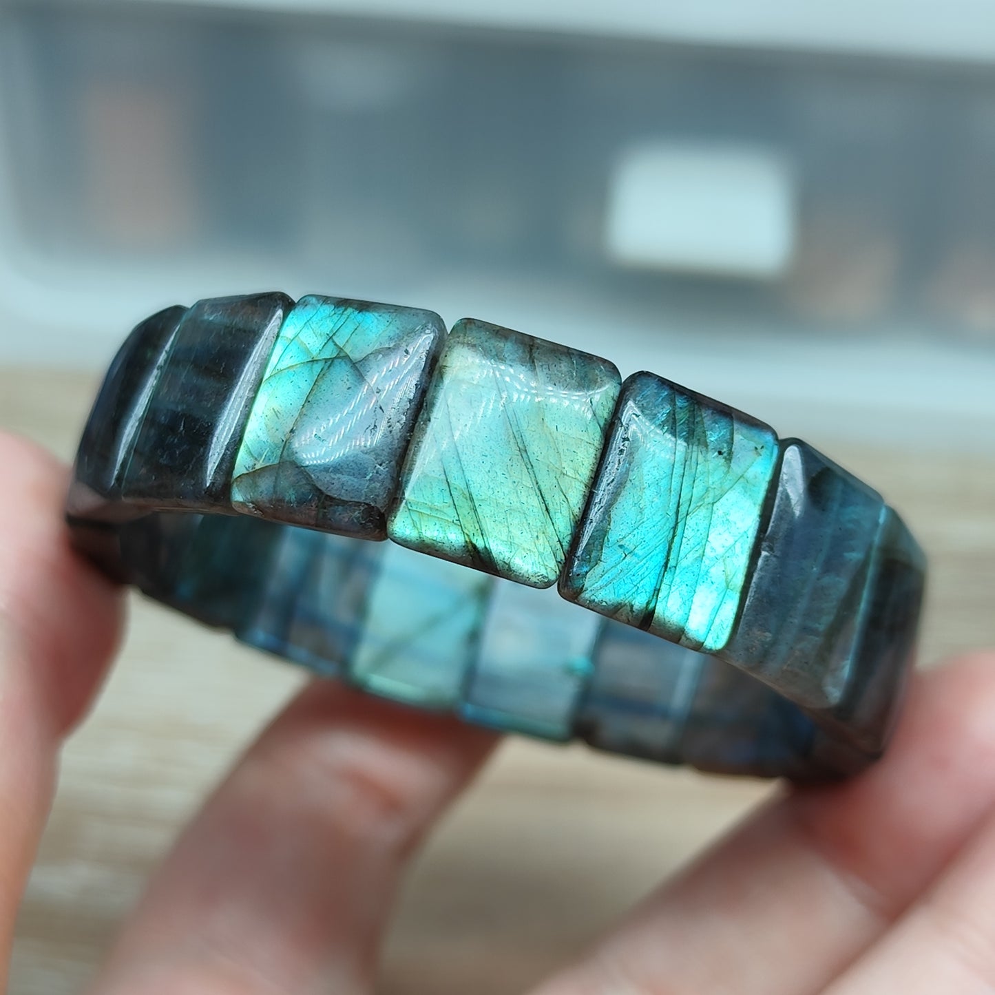 Labradorite (902V)
