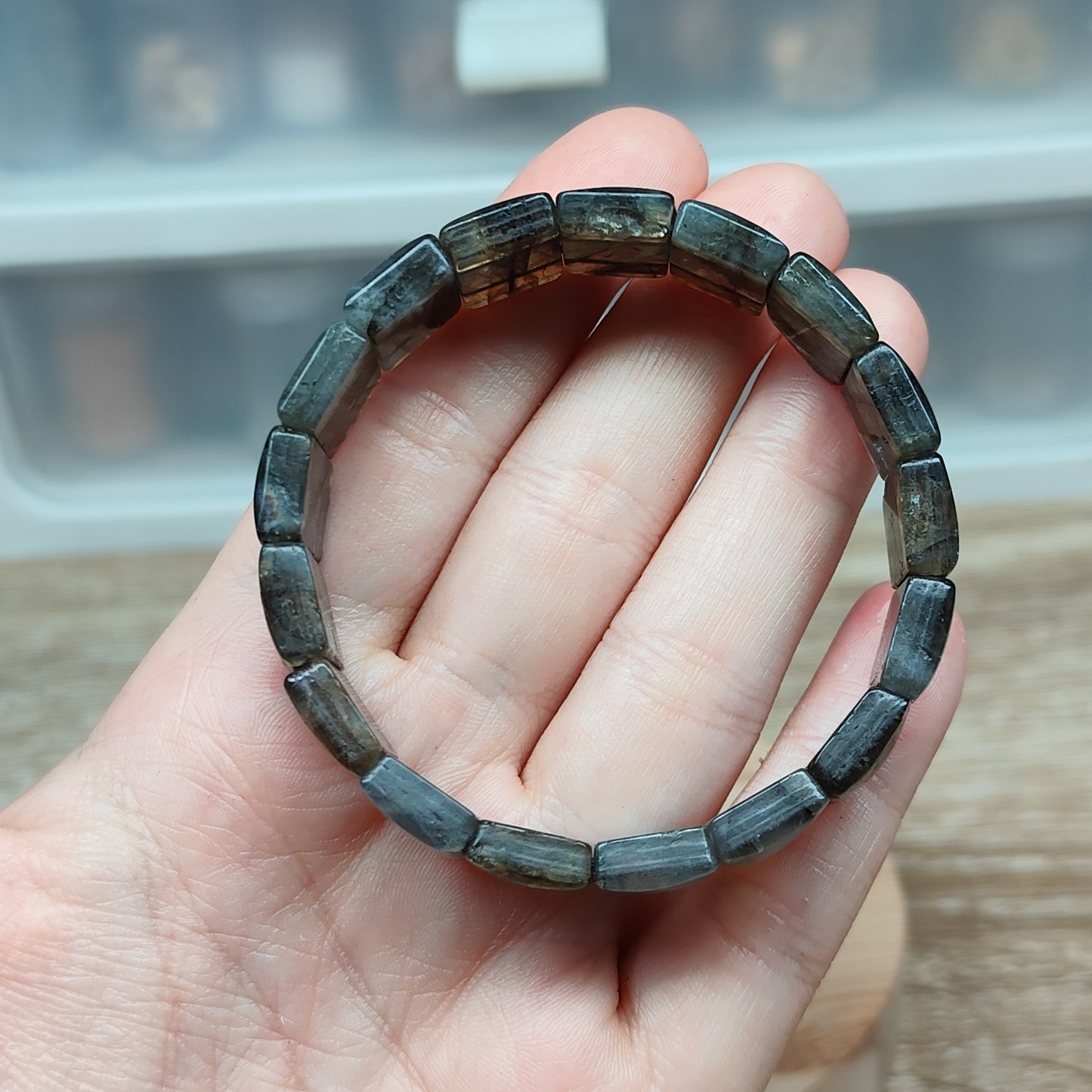 Labradorite (902V)