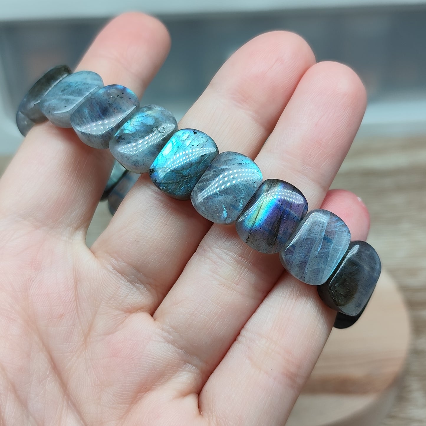 Labradorite - 17.5 cm