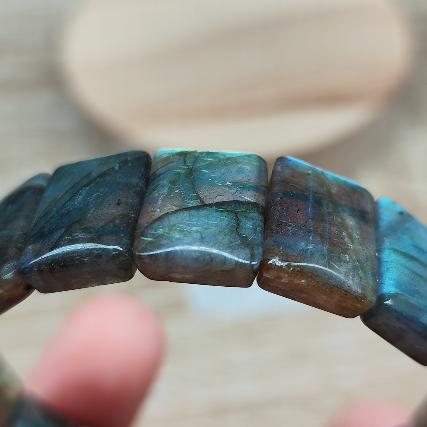 Labradorite (902V)