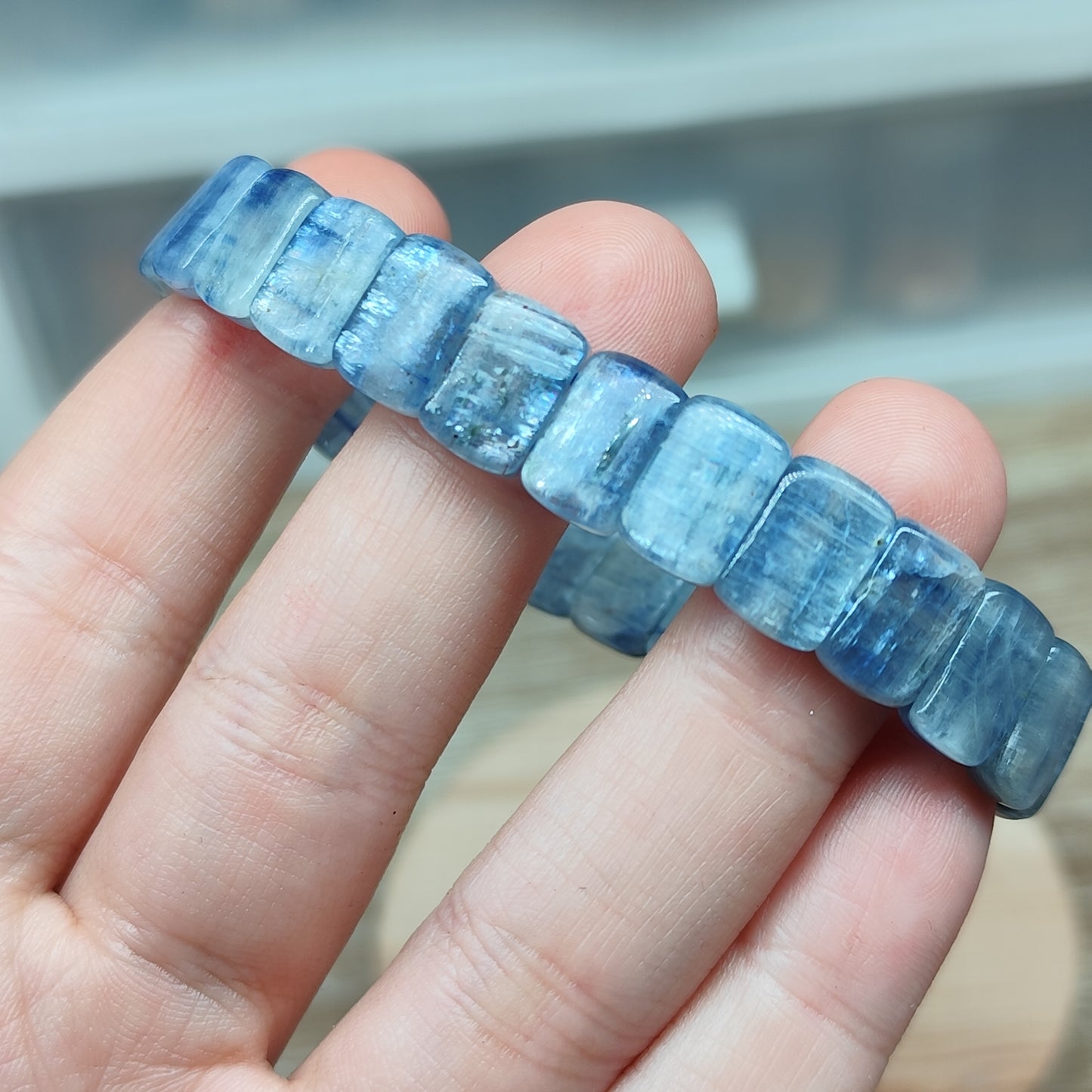 Cyanite 17 cm