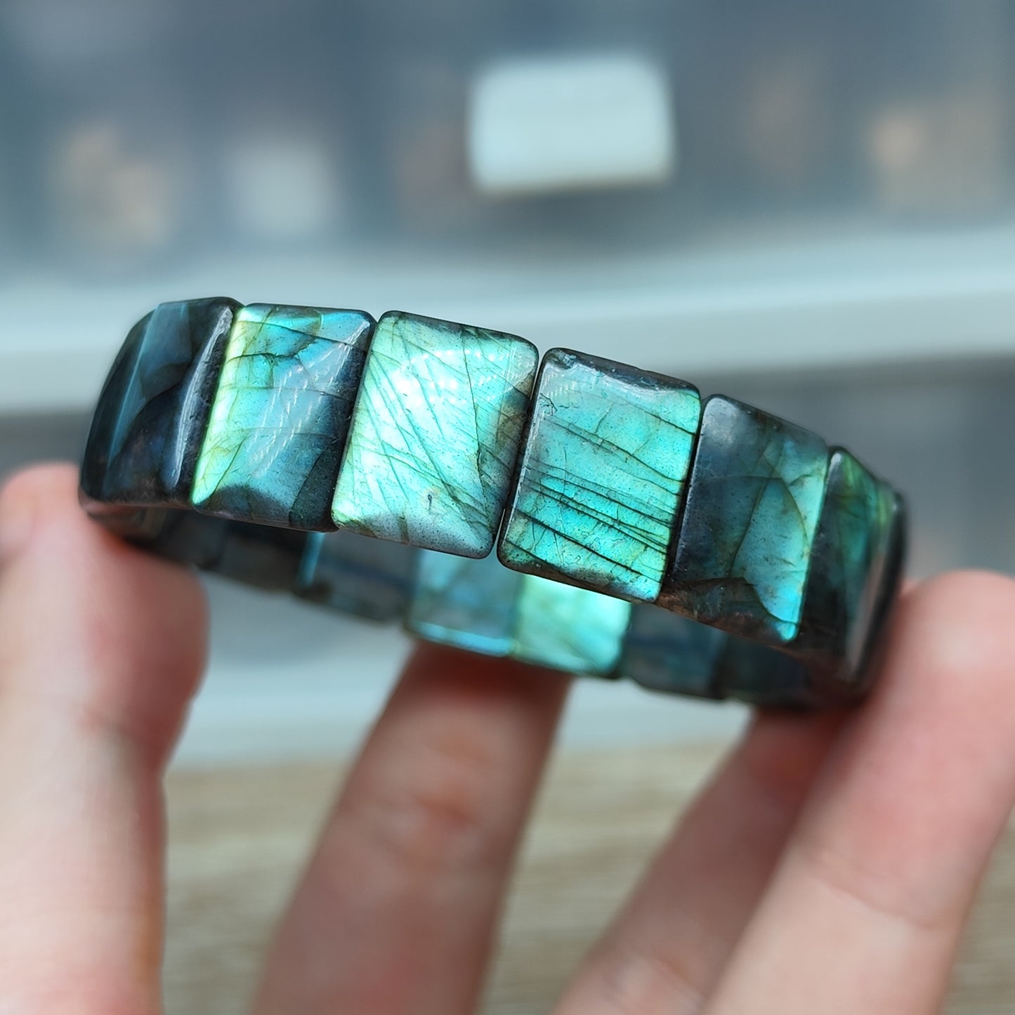 Labradorite (902V)