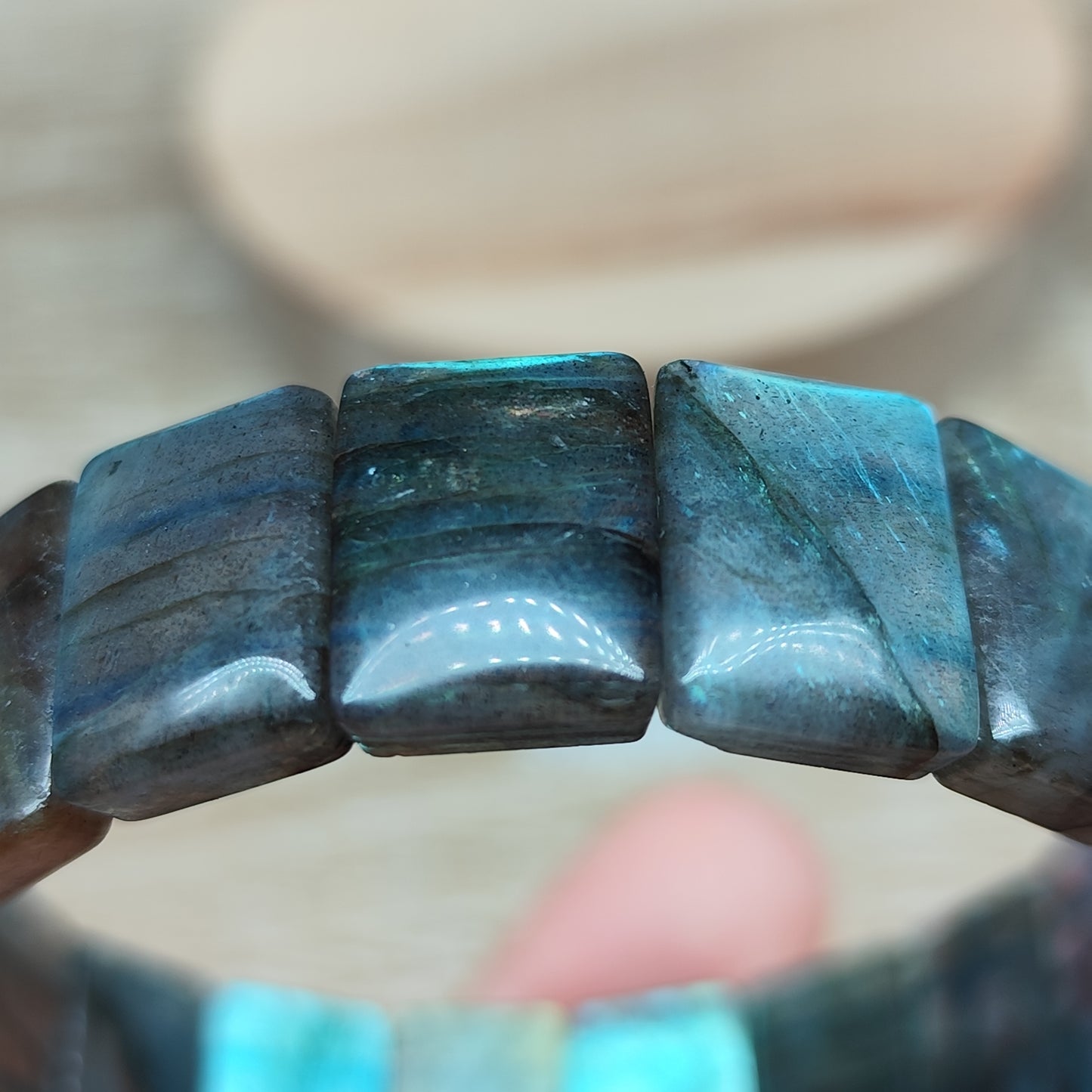 Labradorite (902V)