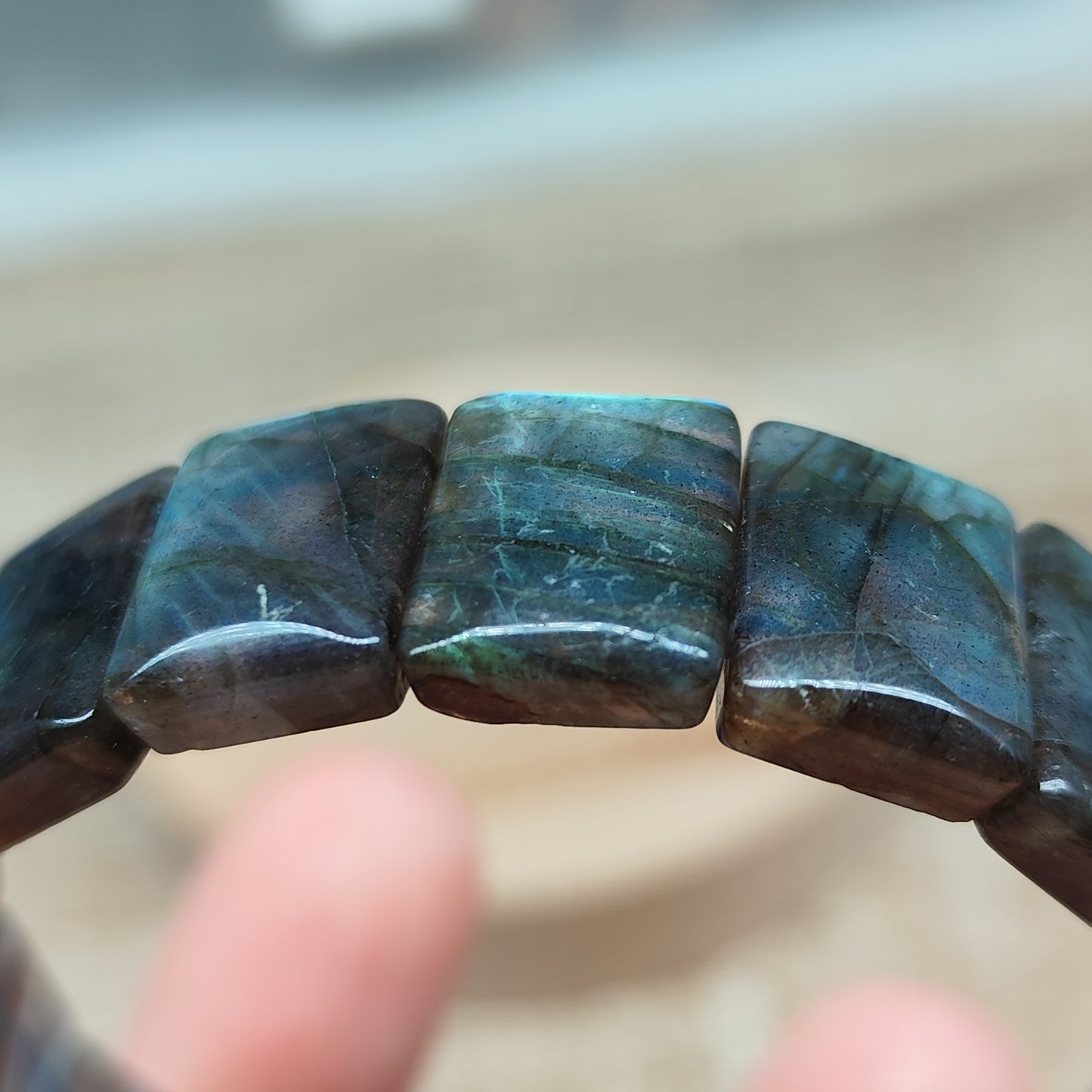 Labradorite (902V)