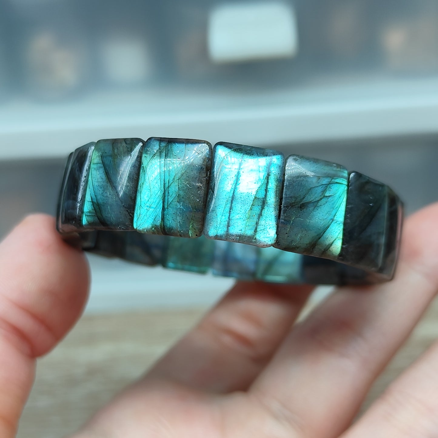 Labradorite (902V)
